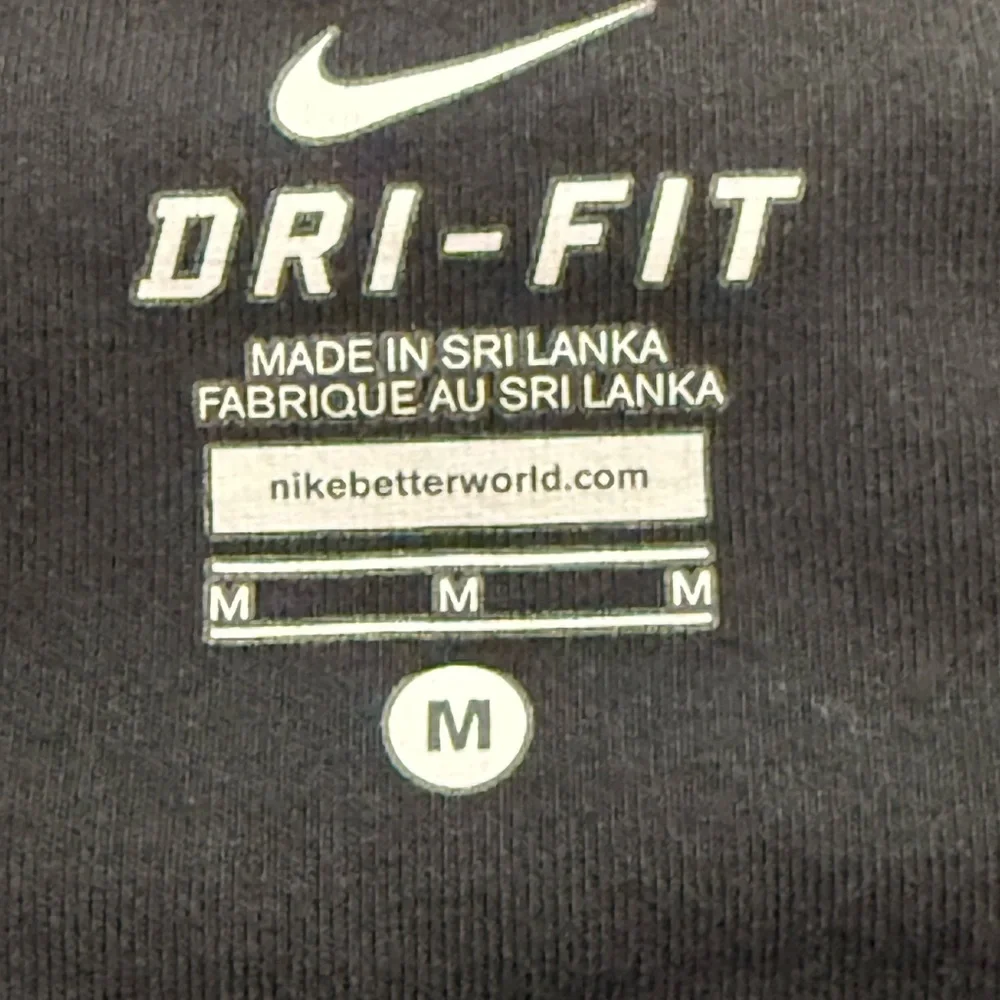 Nike Dri-Fit Black and Coral Capri Leggings‎ 548498 Womens Medium Yoga